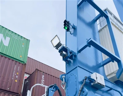 چگونه نور افکن را به درستی نصب کنیم؟